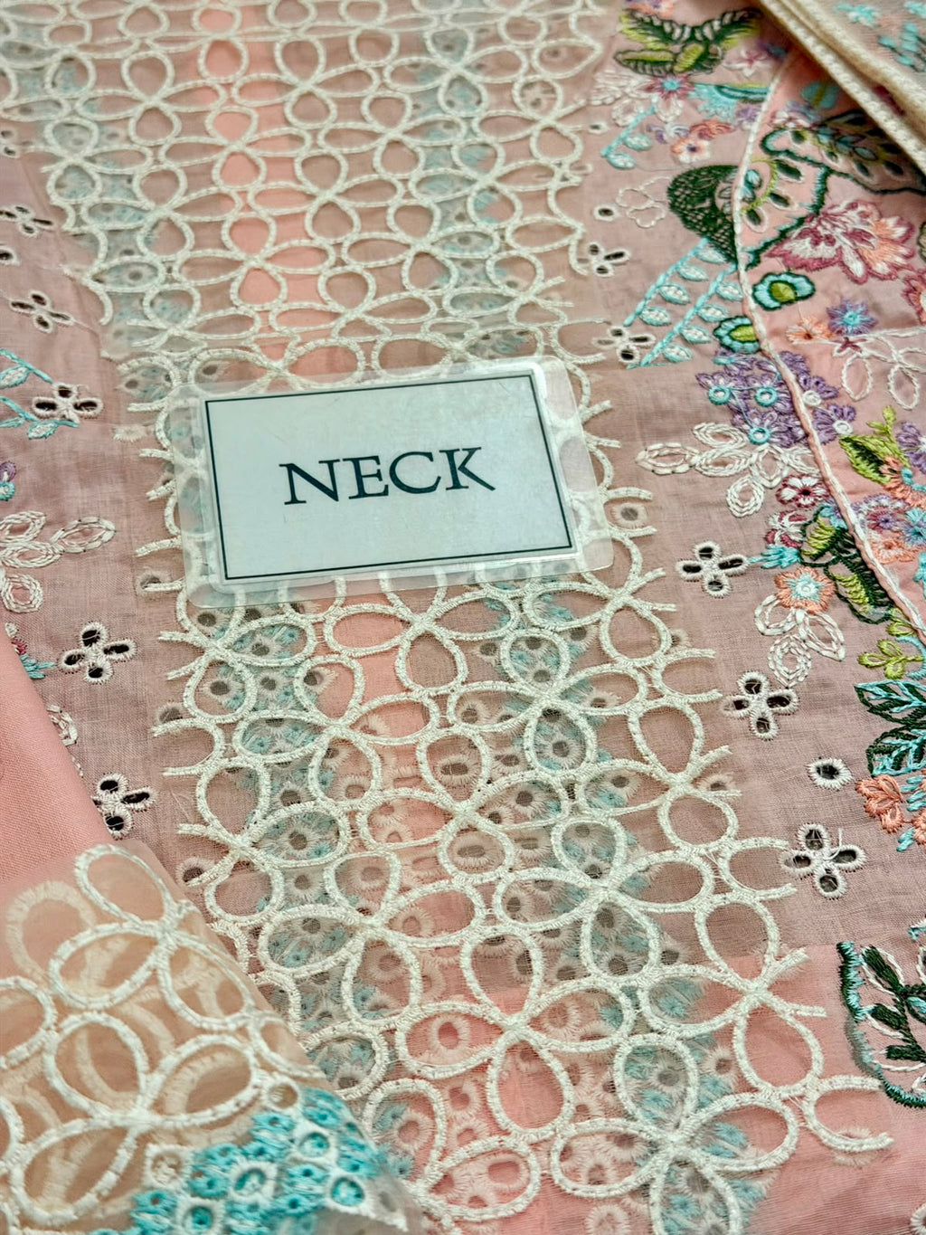 Mahnur unstitched