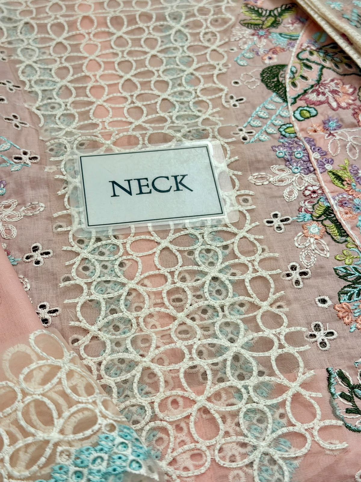 Mahnur unstitched